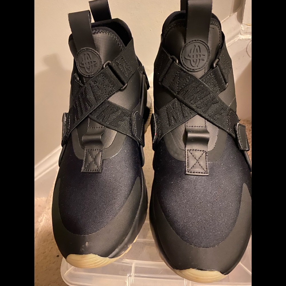 Nike Air Huarache City Black Sneakers, Shoe, 9 1/2